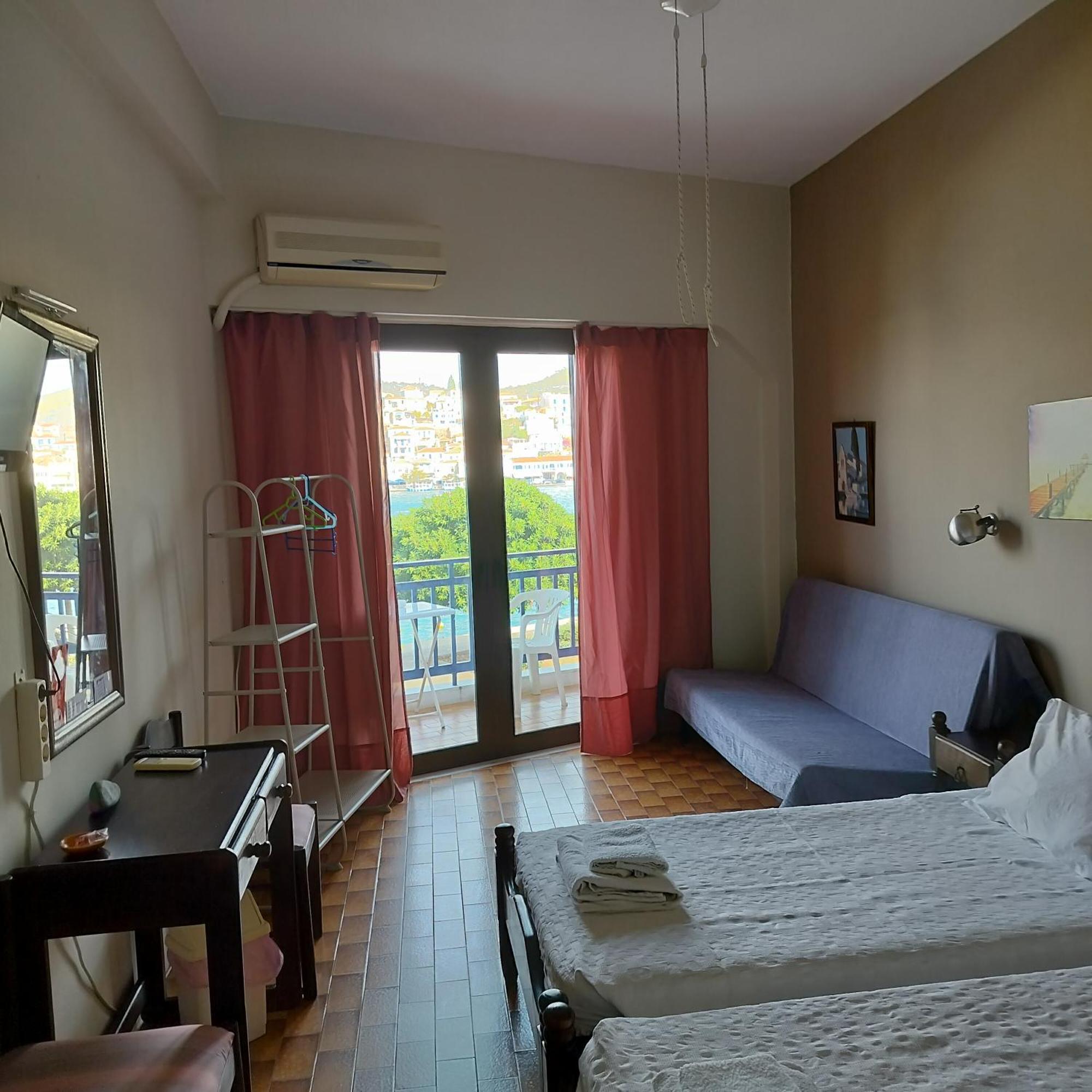 Bissias Guest House Galatás المظهر الخارجي الصورة