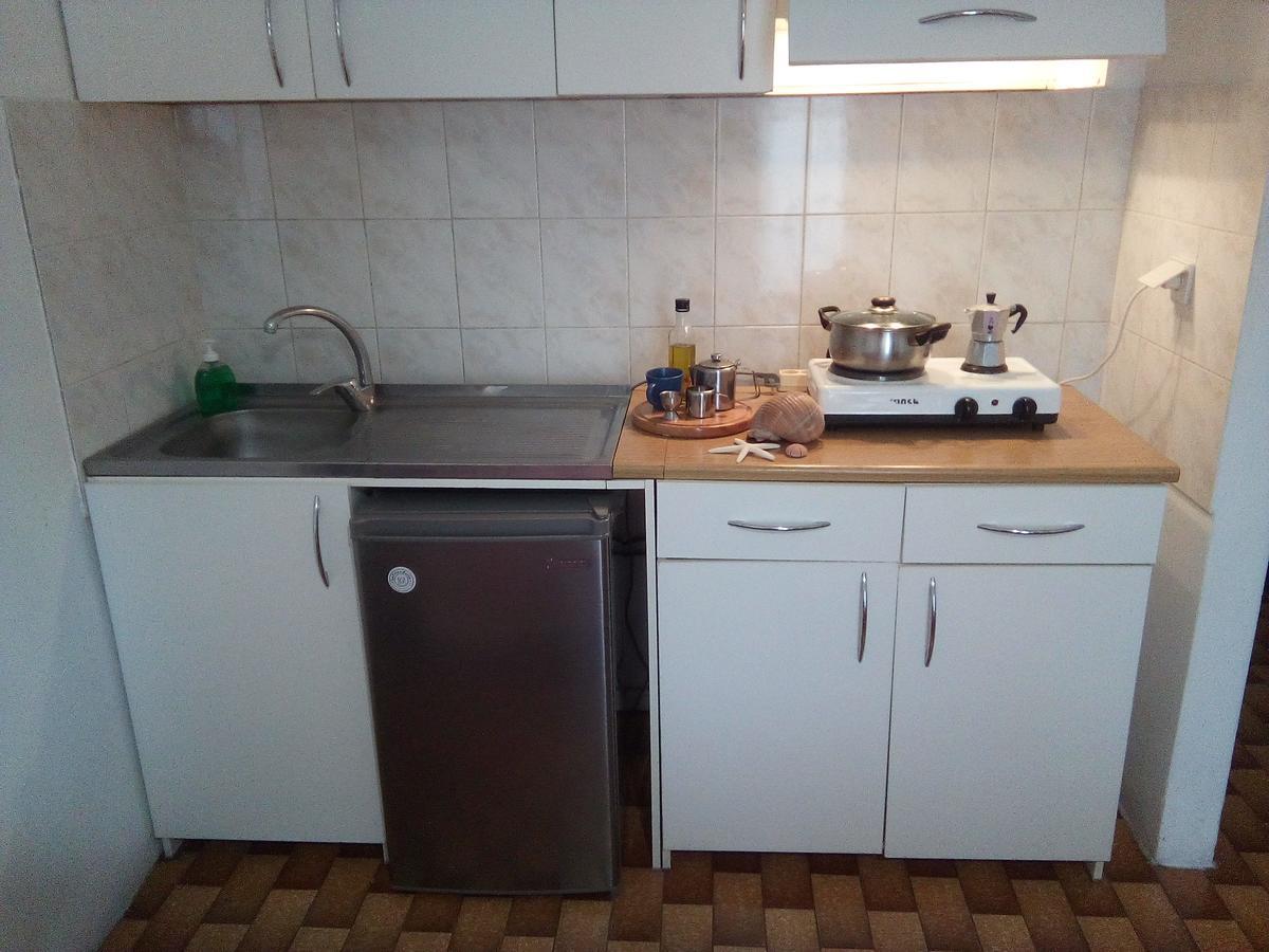 Bissias Guest House Galatás المظهر الخارجي الصورة
