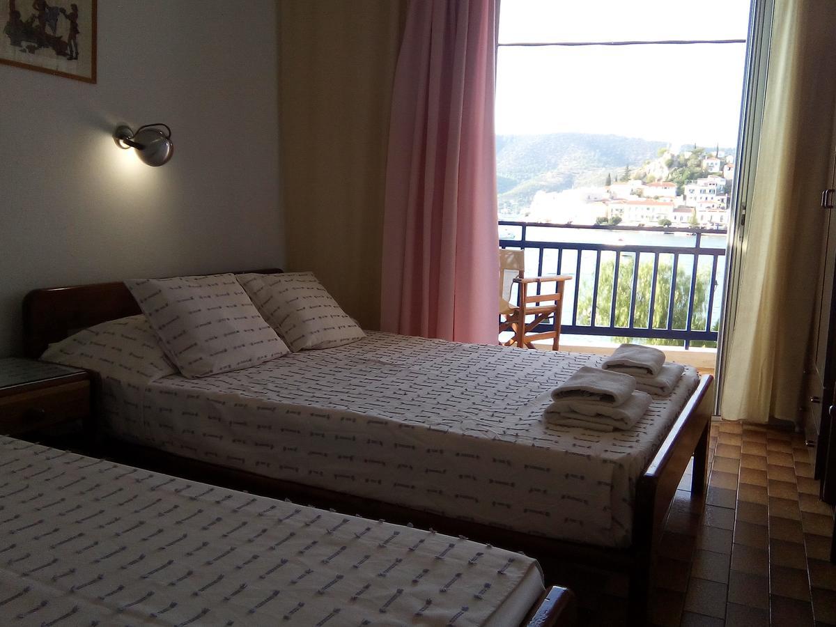 Bissias Guest House Galatás المظهر الخارجي الصورة